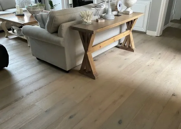 Affordable & Waterproof Vinyl Plank Floor Yorba Linda